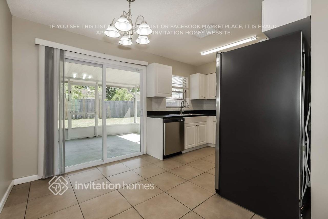 104 Circle Hill Dr - Photo 6 of 17