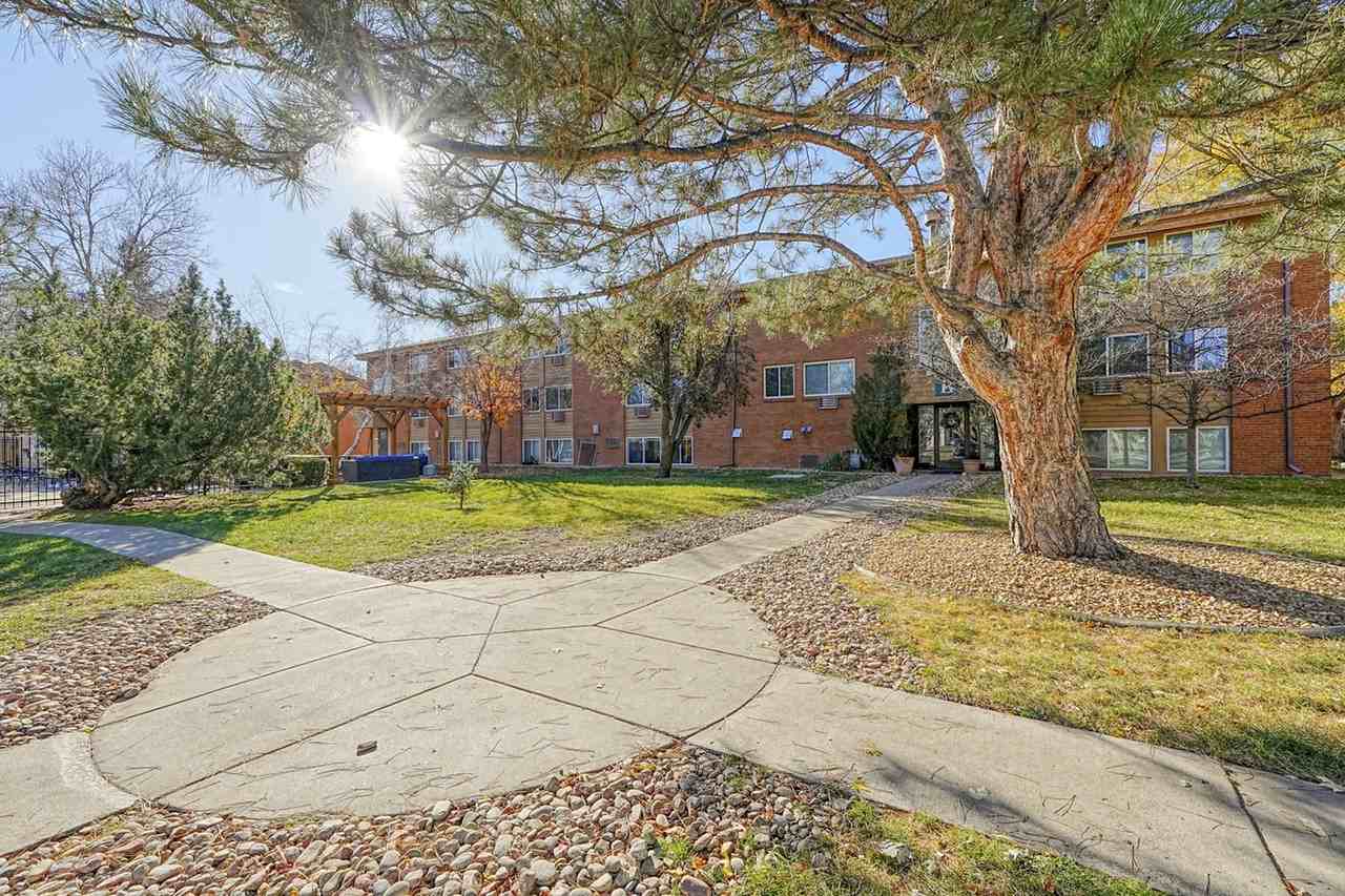 Glen Ridge Apartments - Photo 4 of 26