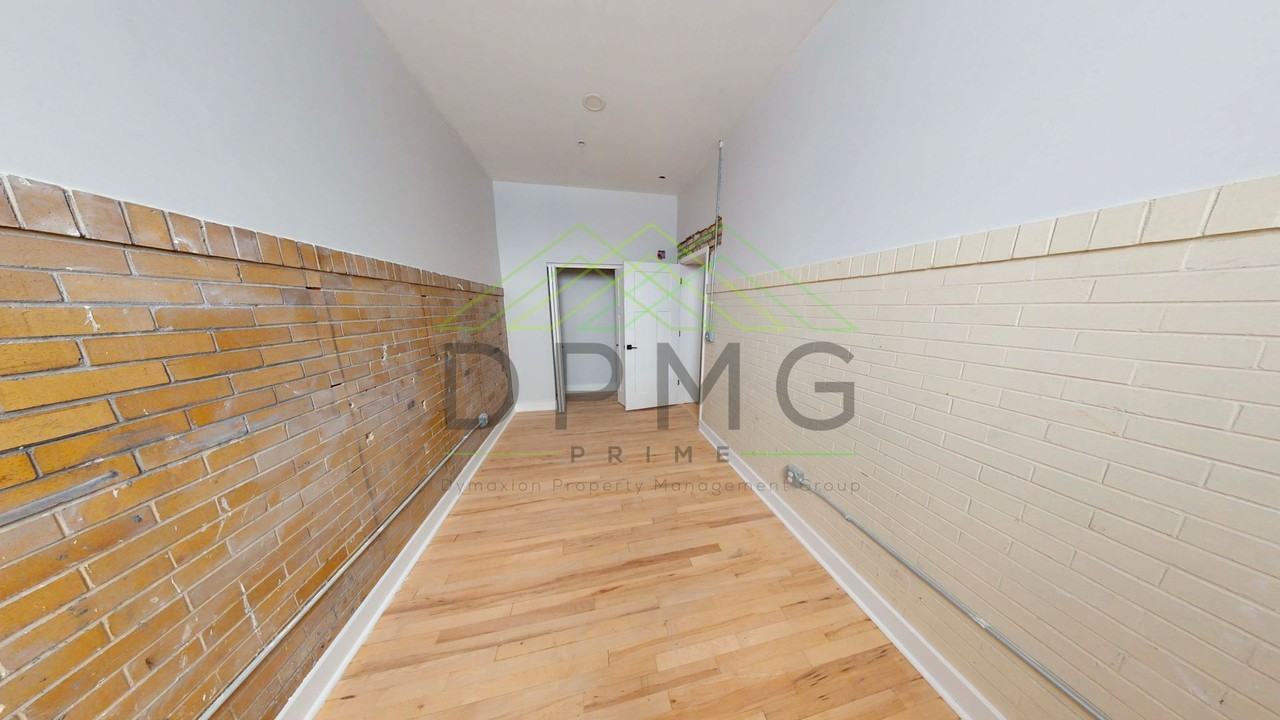 1030 S Holmes St #312 - Photo 6 of 7
