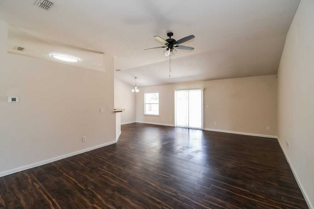 2828 Ravine Hill Dr - Photo 3 of 16
