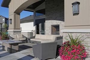 featured image of 3560 Midland Dr