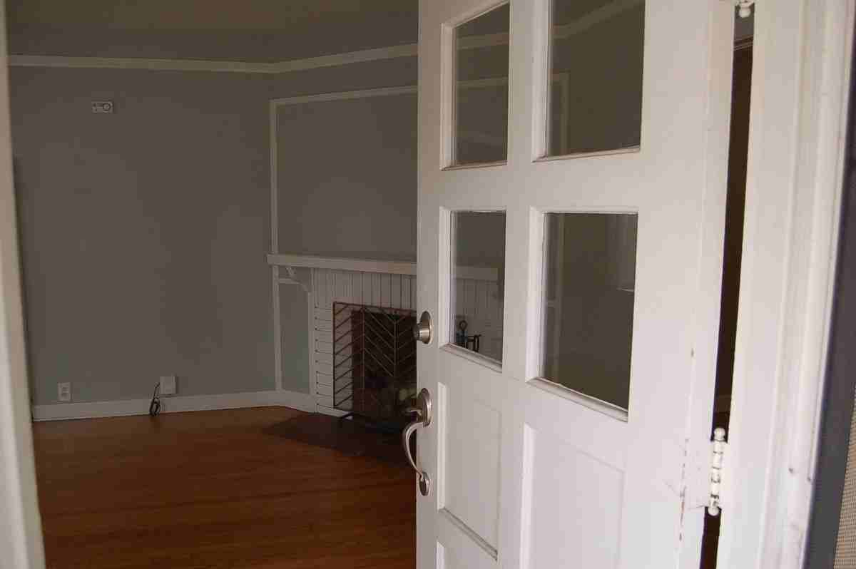 575 N Madison Ave - Photo 2 of 13