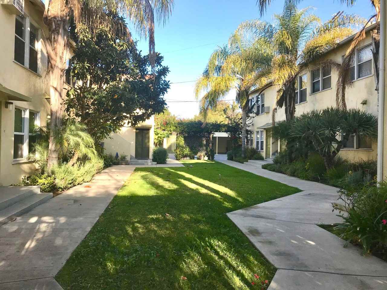 ven110 - Photo 2 of 3