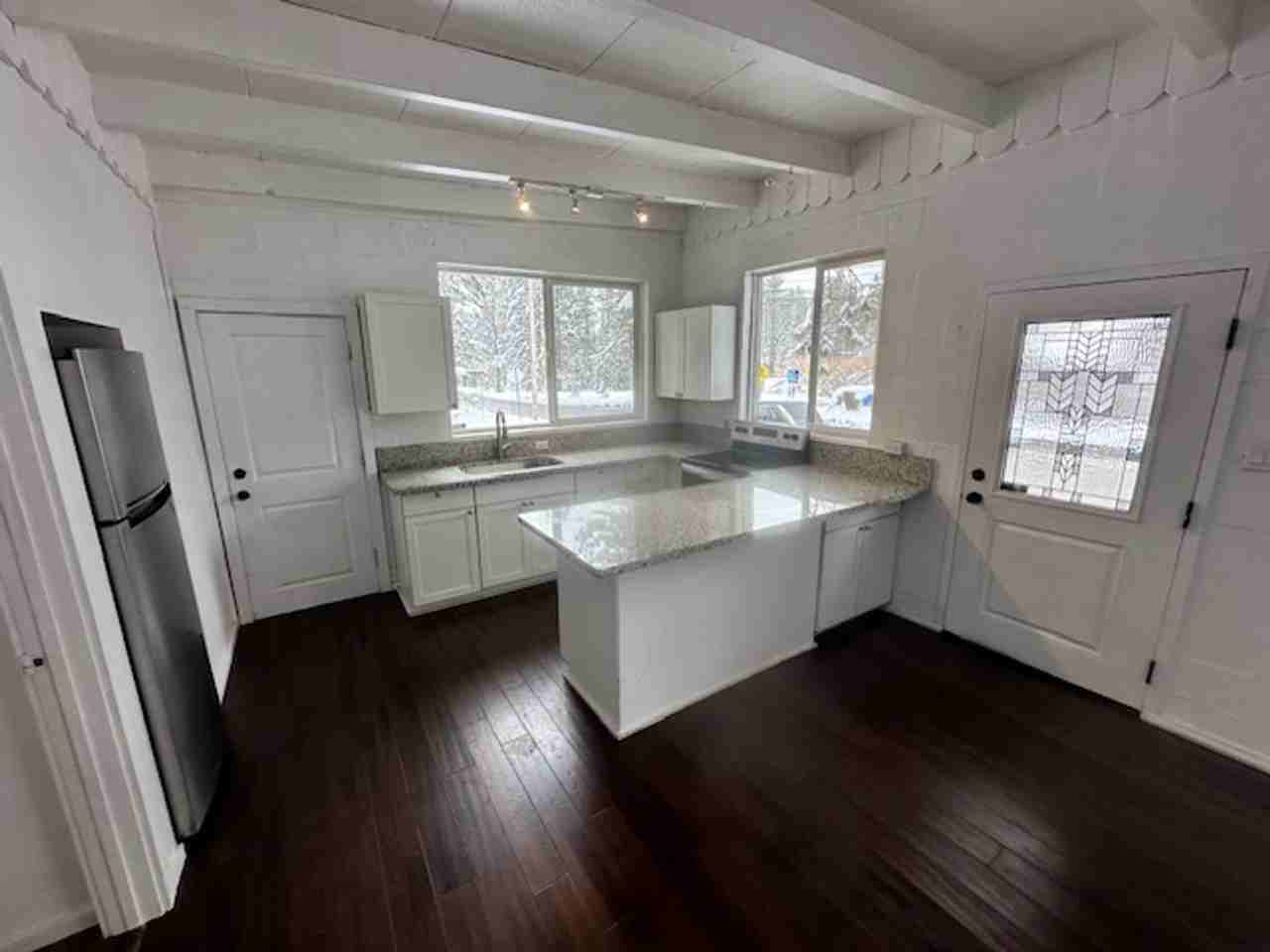 3652 Blackwood Rd - Photo 4 of 8