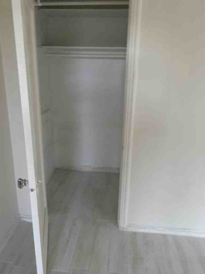 824 1/2 South Curson Avenue - Photo 3 of 13