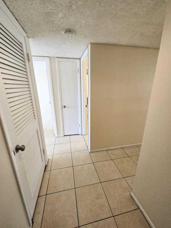 1440 Holden Ave - Photo 3 of 23