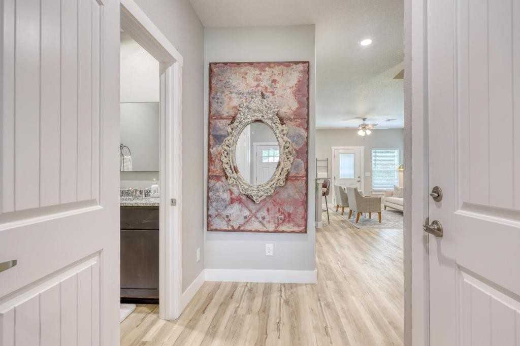 3425 S Kenser Ct - Photo 4 of 42