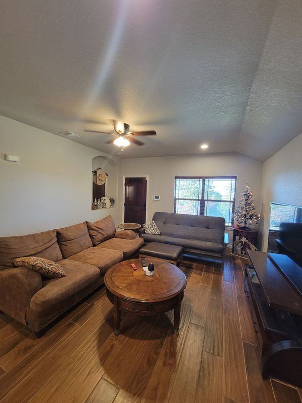 558 Forest Crst - Photo 3 of 17