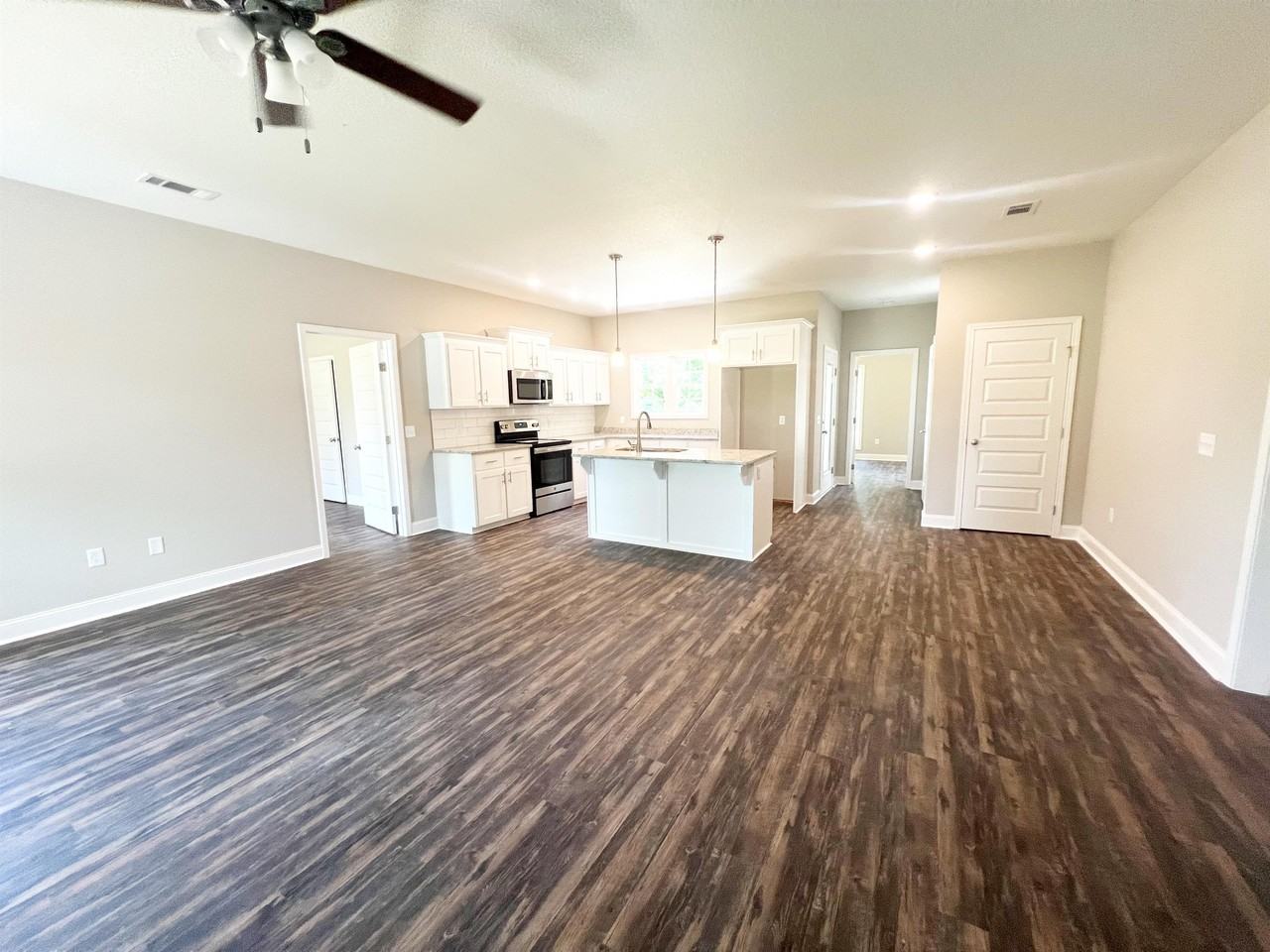 113 Orchard Way - Photo 3 of 47