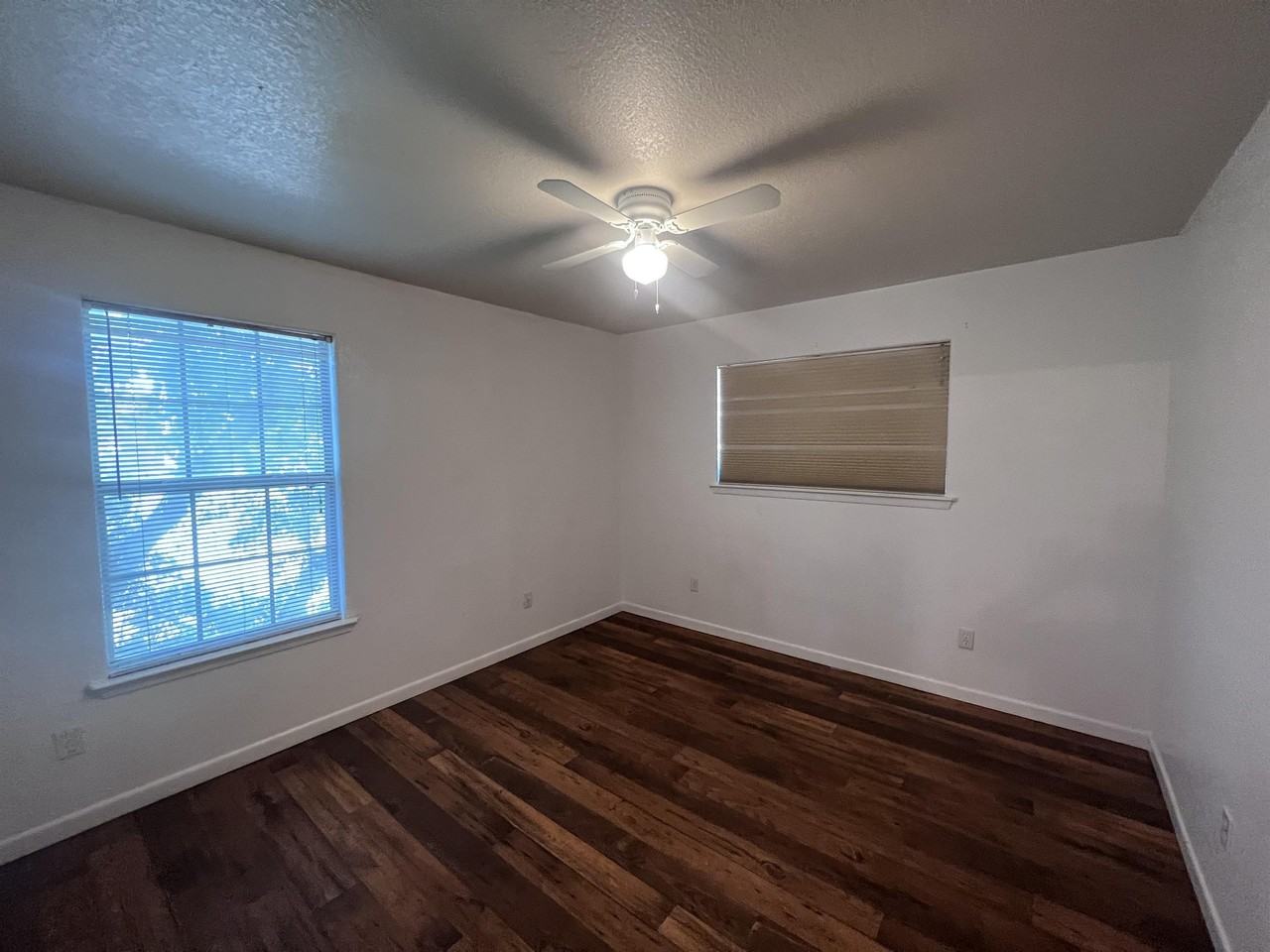 1416 1414/1 River Rd #1416 - Photo 3 of 11