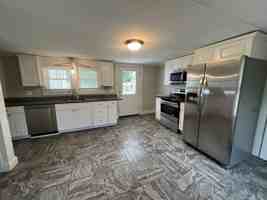 featured image of 39 Middle St #1