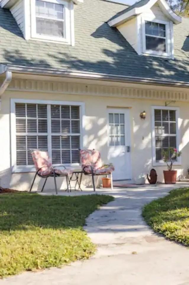 3006 37th Ave W #G - Photo 3 of 17