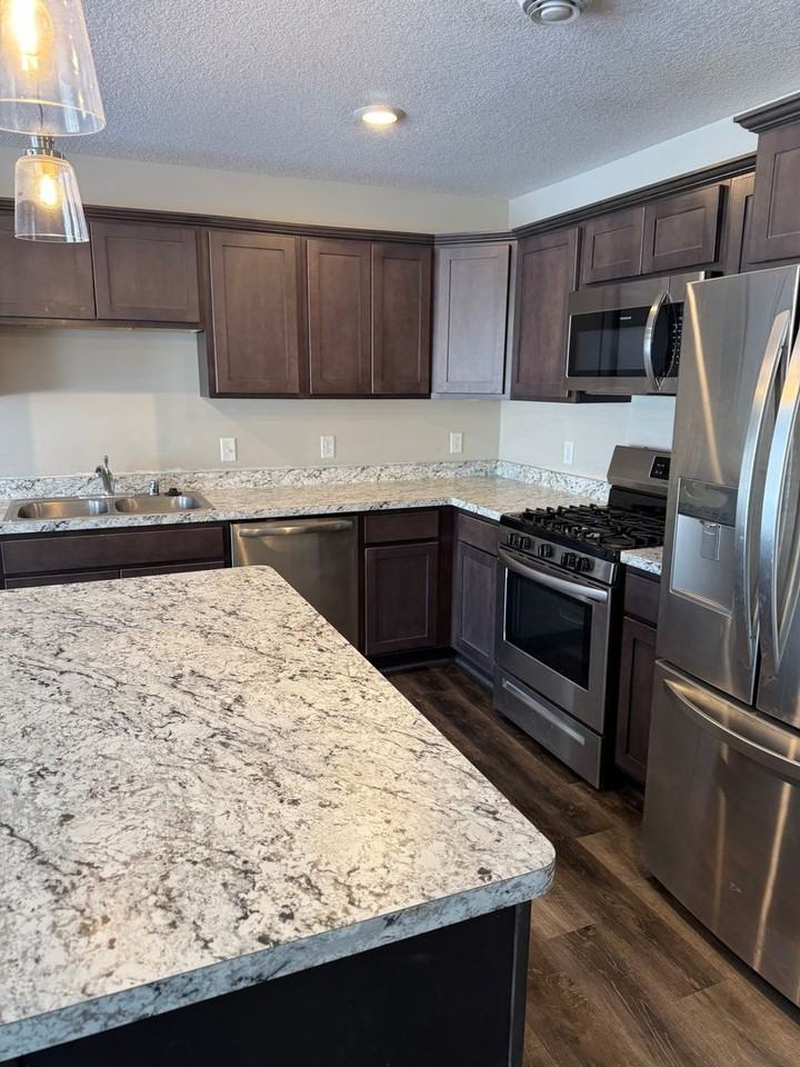 1293 Prairie View Trl - Photo 3 of 19