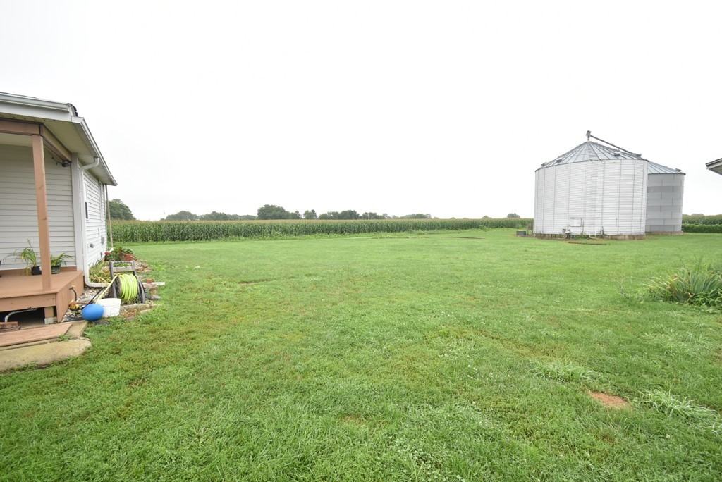 3039 West 950 North - Photo 3 of 12