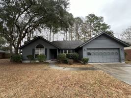 featured image of 406 Club Dr