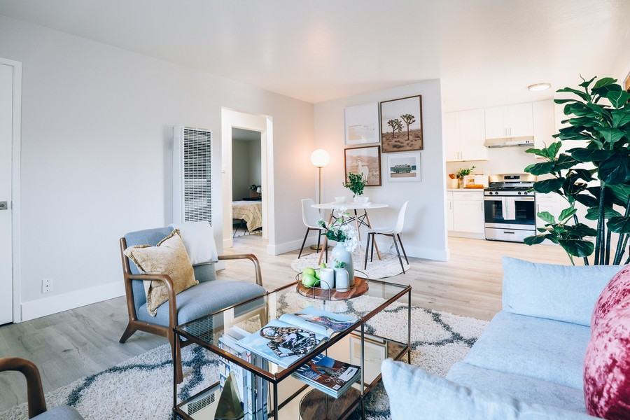 Niles Station - Photo 2 of 50