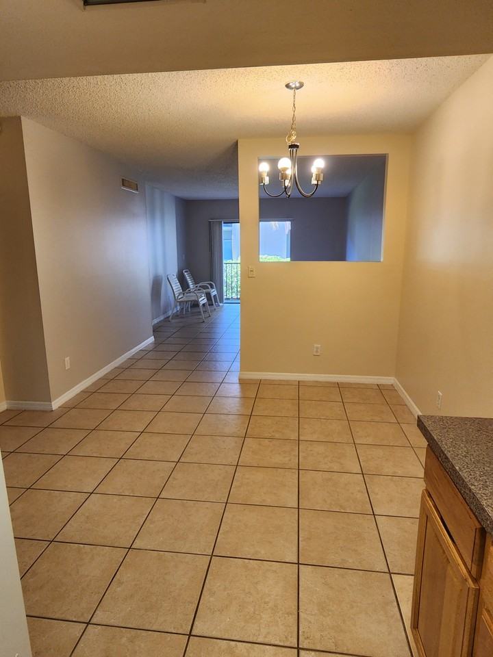 12491 Mcgregor Blvd #4 - Photo 6 of 16