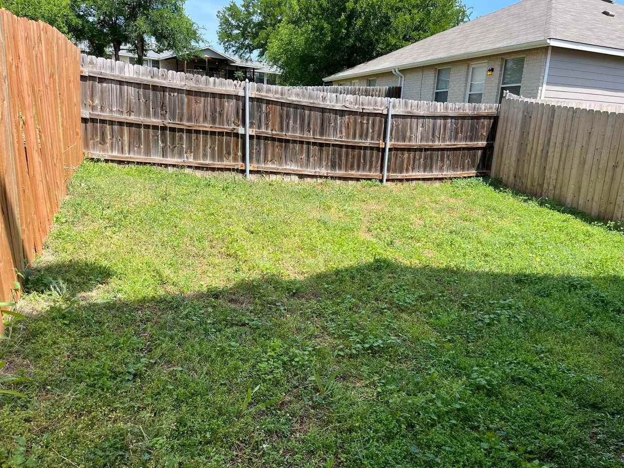 719 Claremont Pkwy #A - Photo 2 of 10