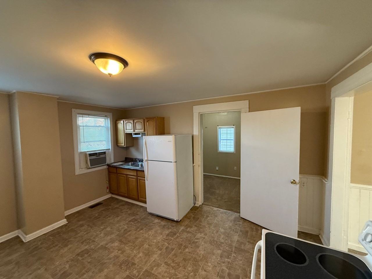 1321 Rufer Ave #2 - Photo 6 of 19