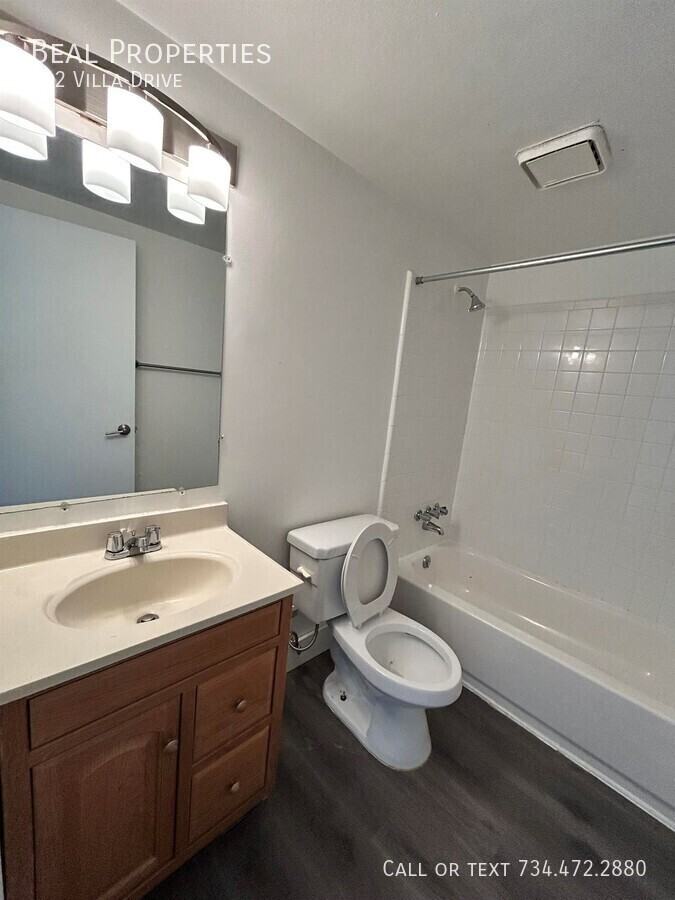 542 Villa Dr - Photo 4 of 9