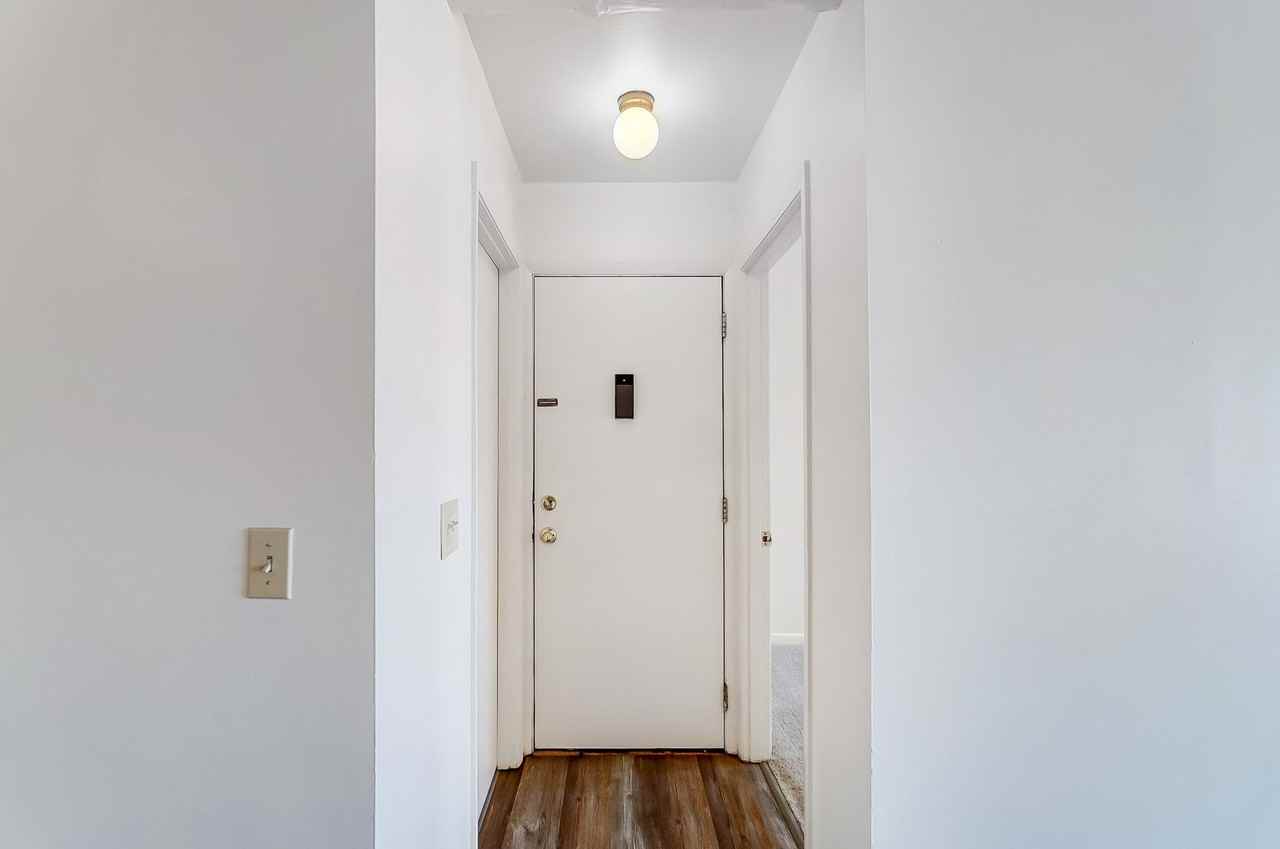 Westmoor Terrace Apartments - Photo 3 of 32