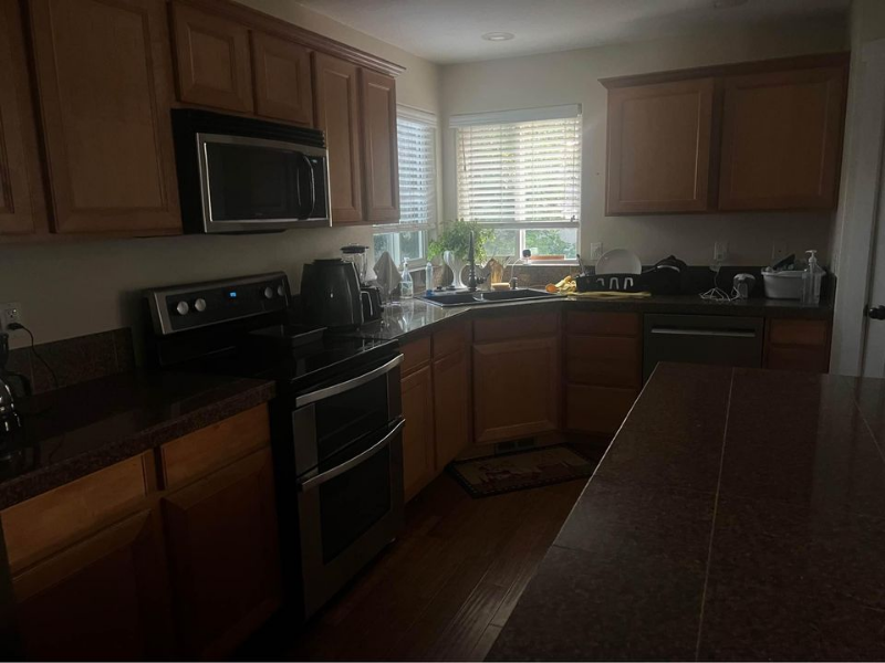 2611 N Wallingford Ave - Photo 5 of 7