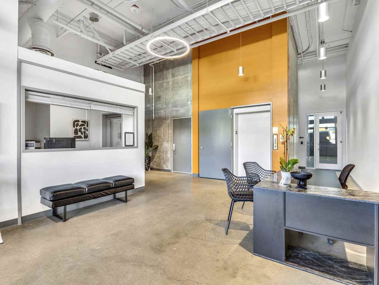 Koz at the Dome - Photo 2 of 34