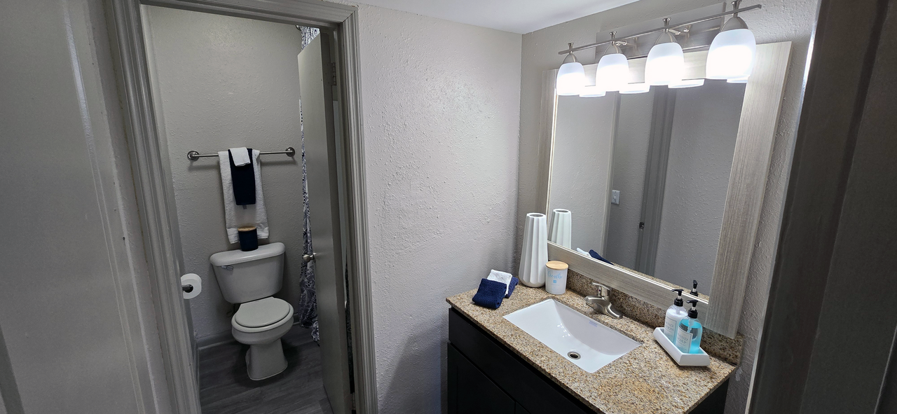 Sona at Harding - Photo 5 of 26