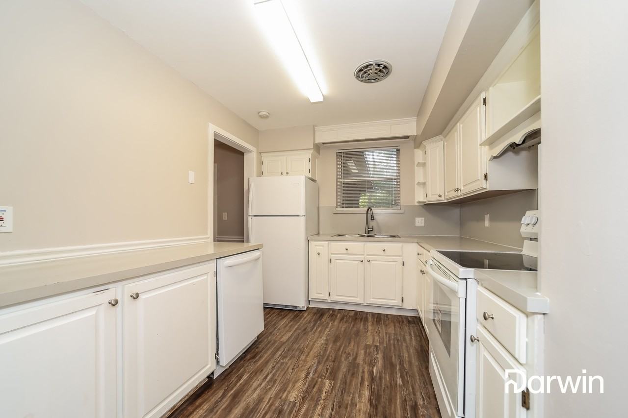 7426 Burlingame Dr S - Photo 2 of 15