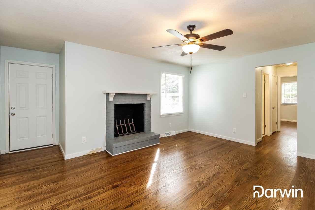 2809 Westwarren Rd - Photo 3 of 15