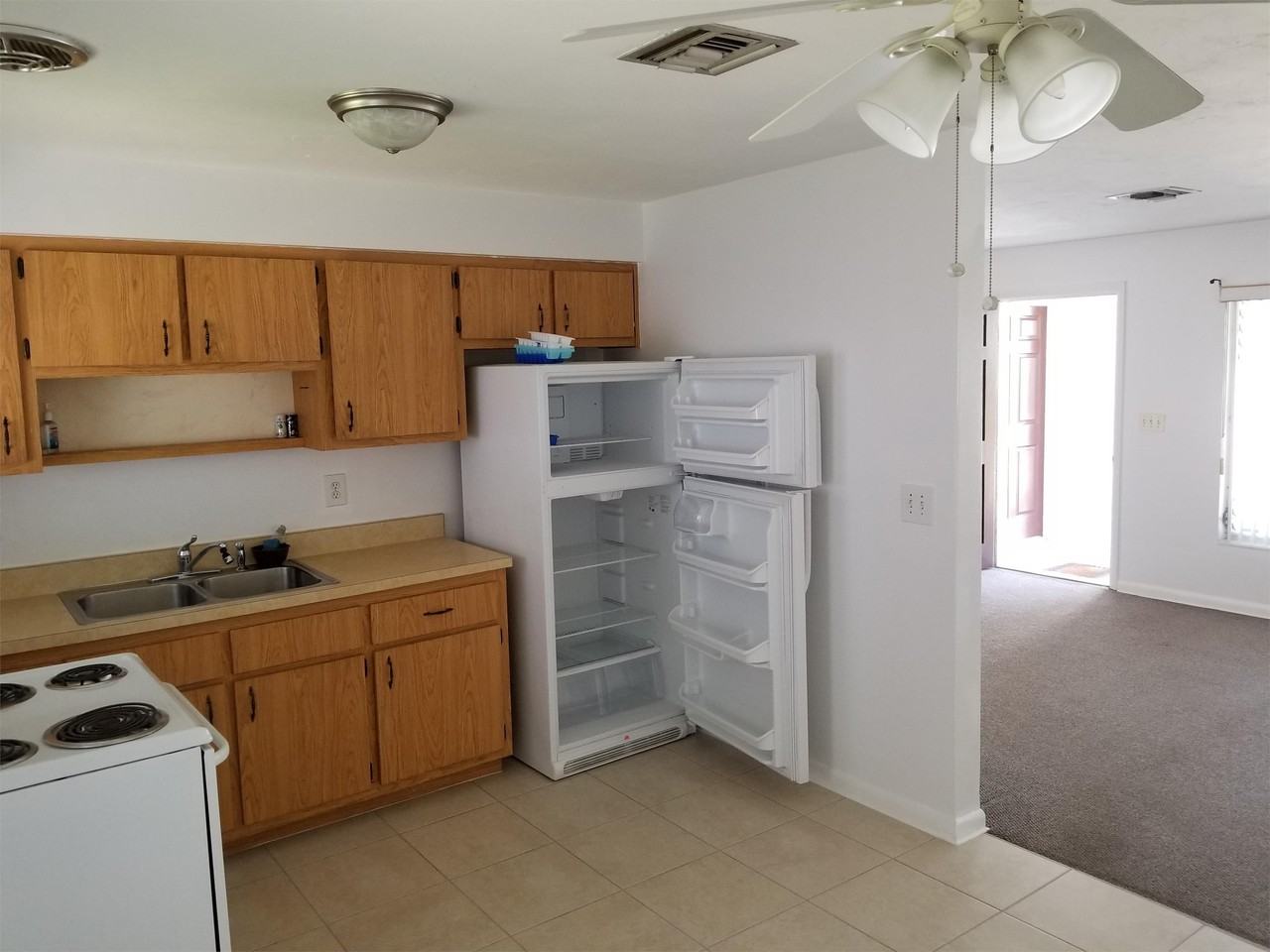 1303 SE 46th Lane * 3 - Photo 5 of 22