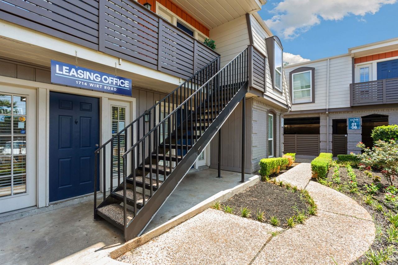 Spring Gardens - Photo 3 of 19