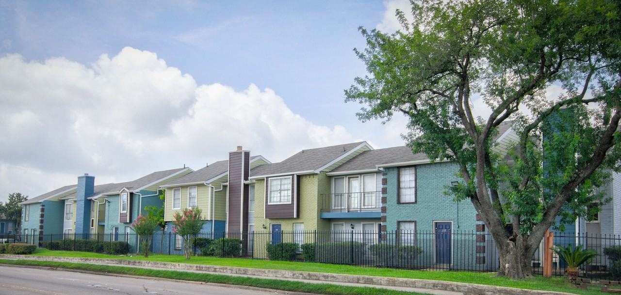 Valle Vista - Photo 3 of 18