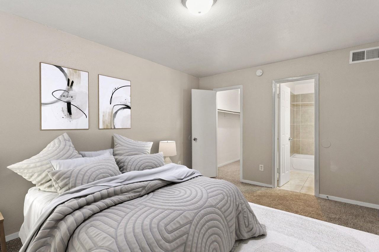 Westward Square - Photo 7 of 18