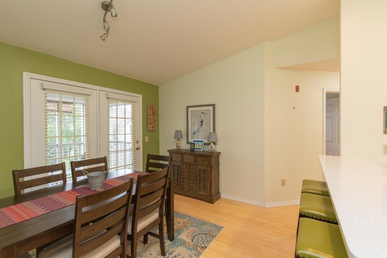 19203 Harbour Vista Cir - Photo 2 of 42