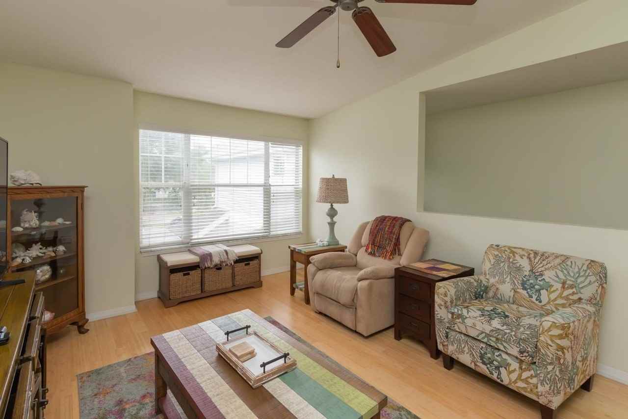 19203 Harbour Vista Cir - Photo 3 of 42