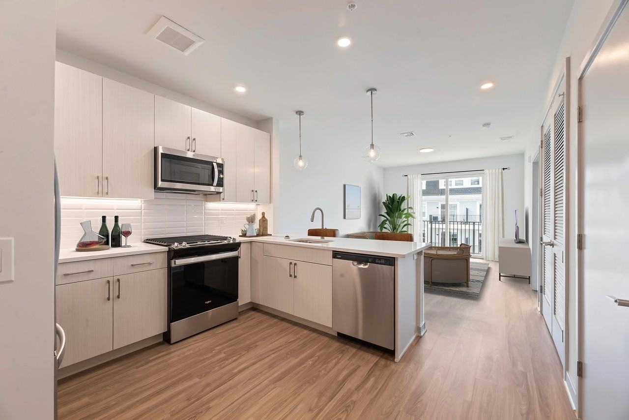 Sylvan Woods Howell - Photo 4 of 36