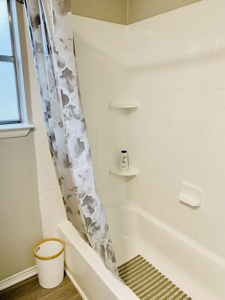 Barron Lane - Photo 6 of 10