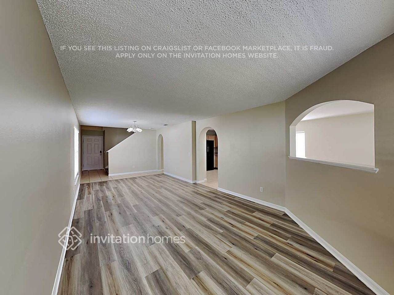1848 Sherbourne St - Photo 4 of 20