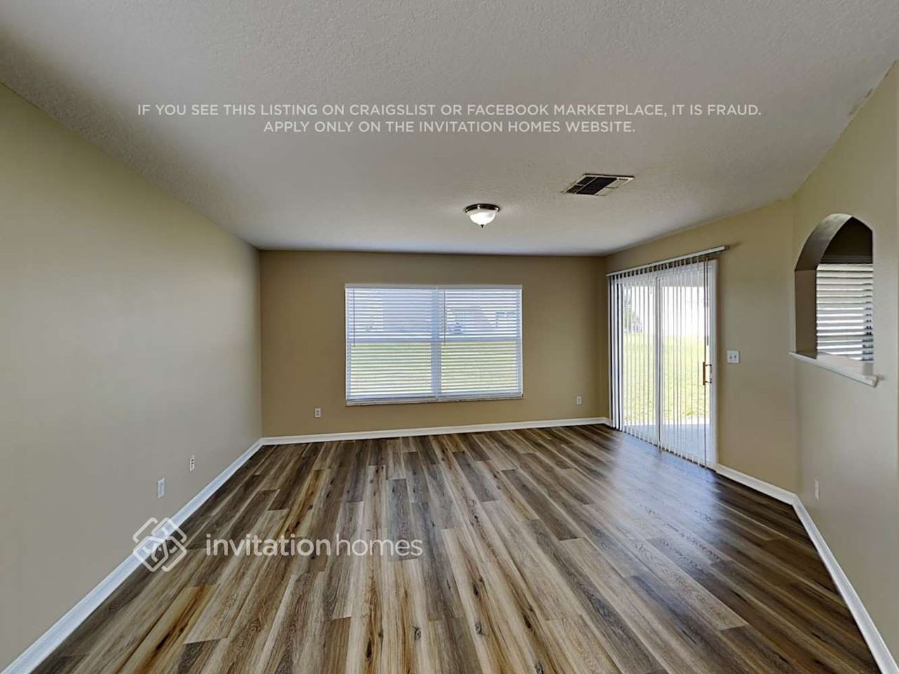 1848 Sherbourne St - Photo 6 of 20
