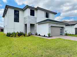 featured image of 5085 Penella Avenue