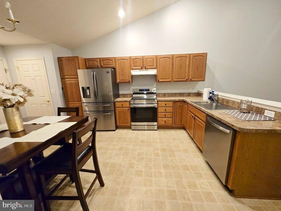 79 Keswick Dr - Photo 3 of 14
