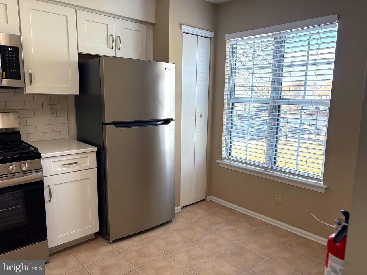 3804 Aberdeen Ln - Photo 3 of 20