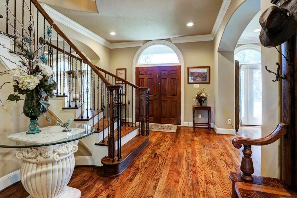 5031 Cheena Dr - Photo 4 of 50