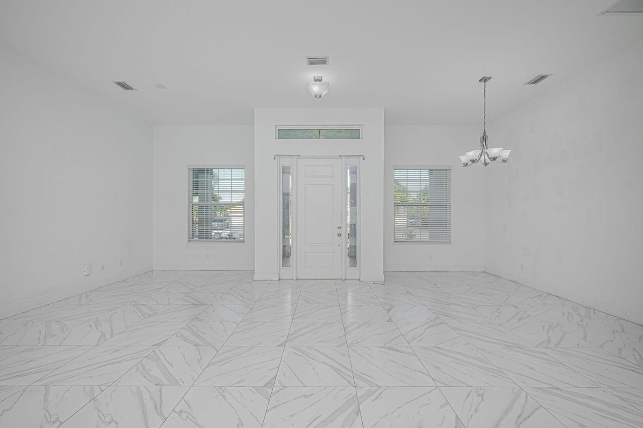 6128 Nw East Deville Cir - Photo 3 of 22