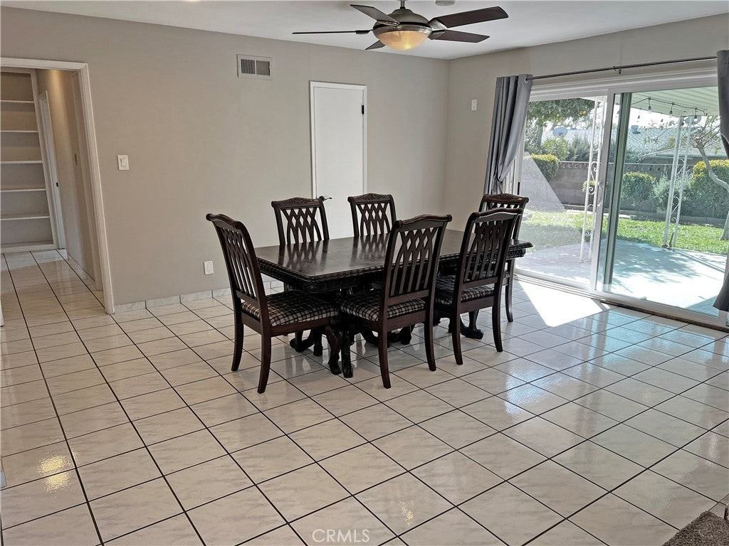 1317 W 4th St - Photo 7 of 25