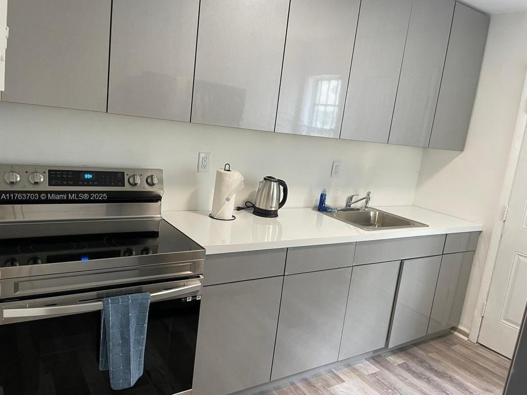 55 Nw 11th Ave #3 - Photo 2 of 27