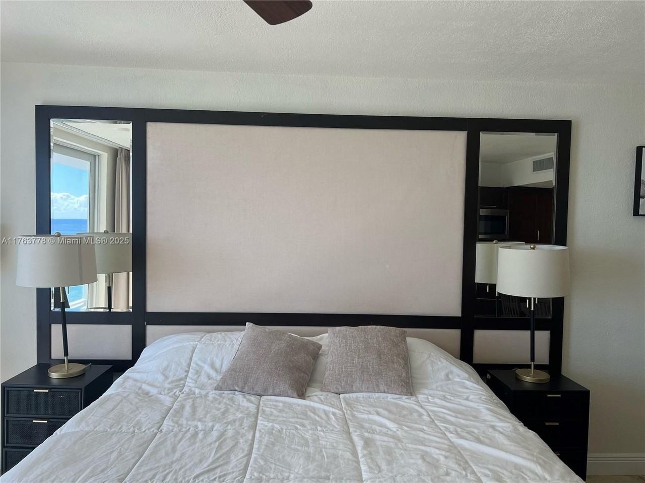 19201 Collins Ave #805 - Photo 4 of 7