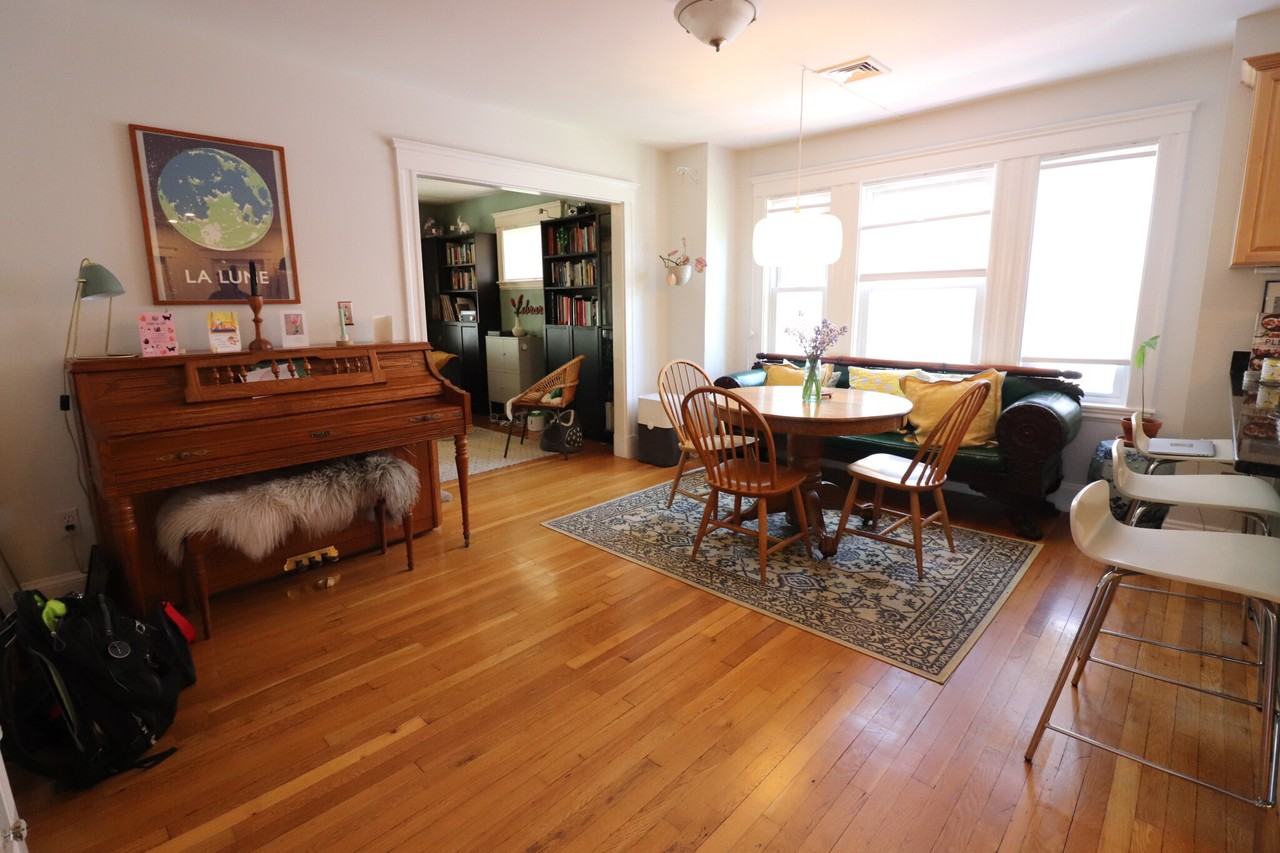 80 Allen St - Photo 3 of 22