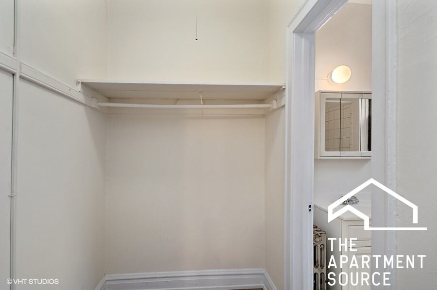 4829 N Damen Ave #102 - Photo 5 of 7